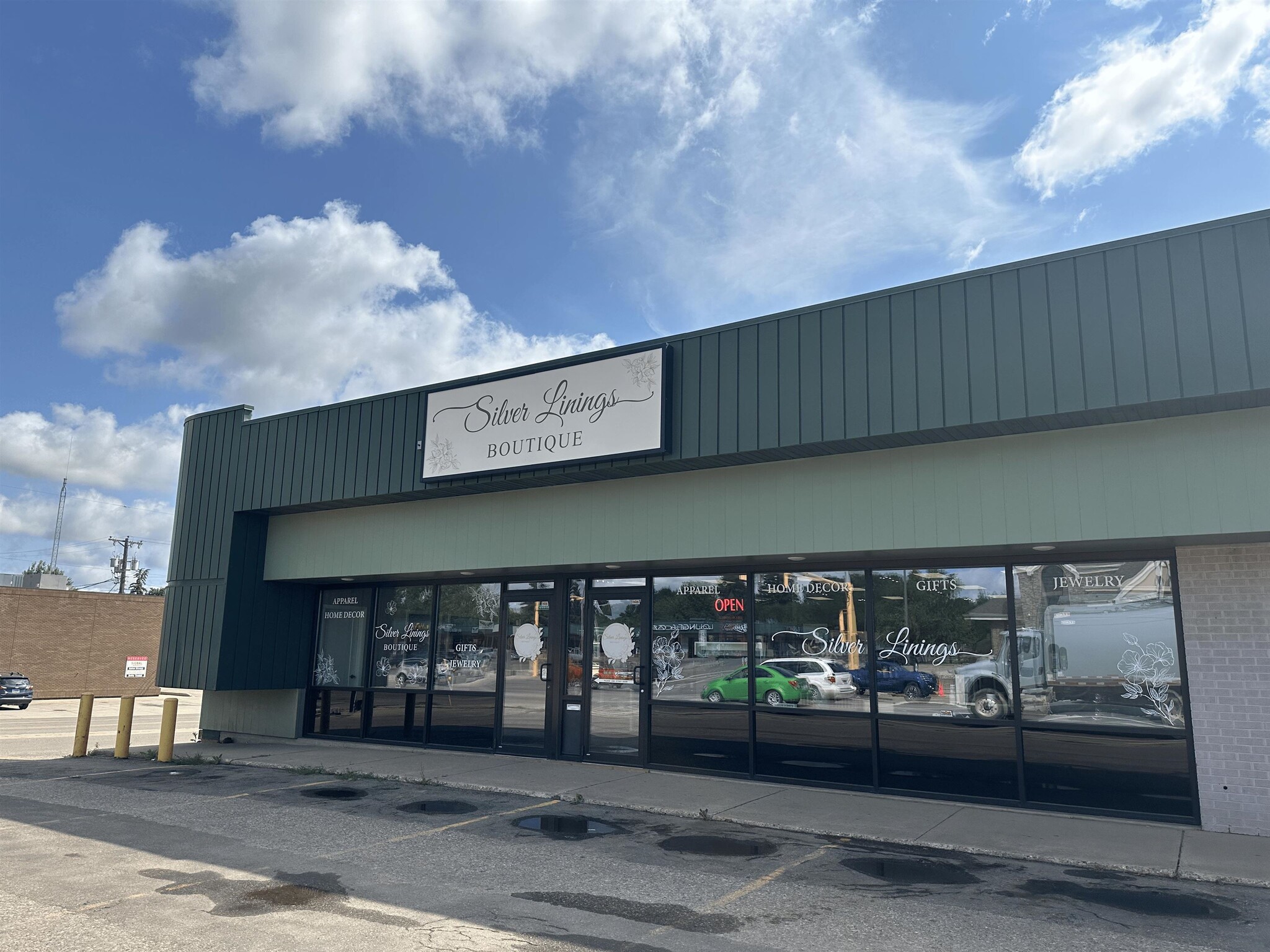 1601 S Broadway, Minot, ND for Rent