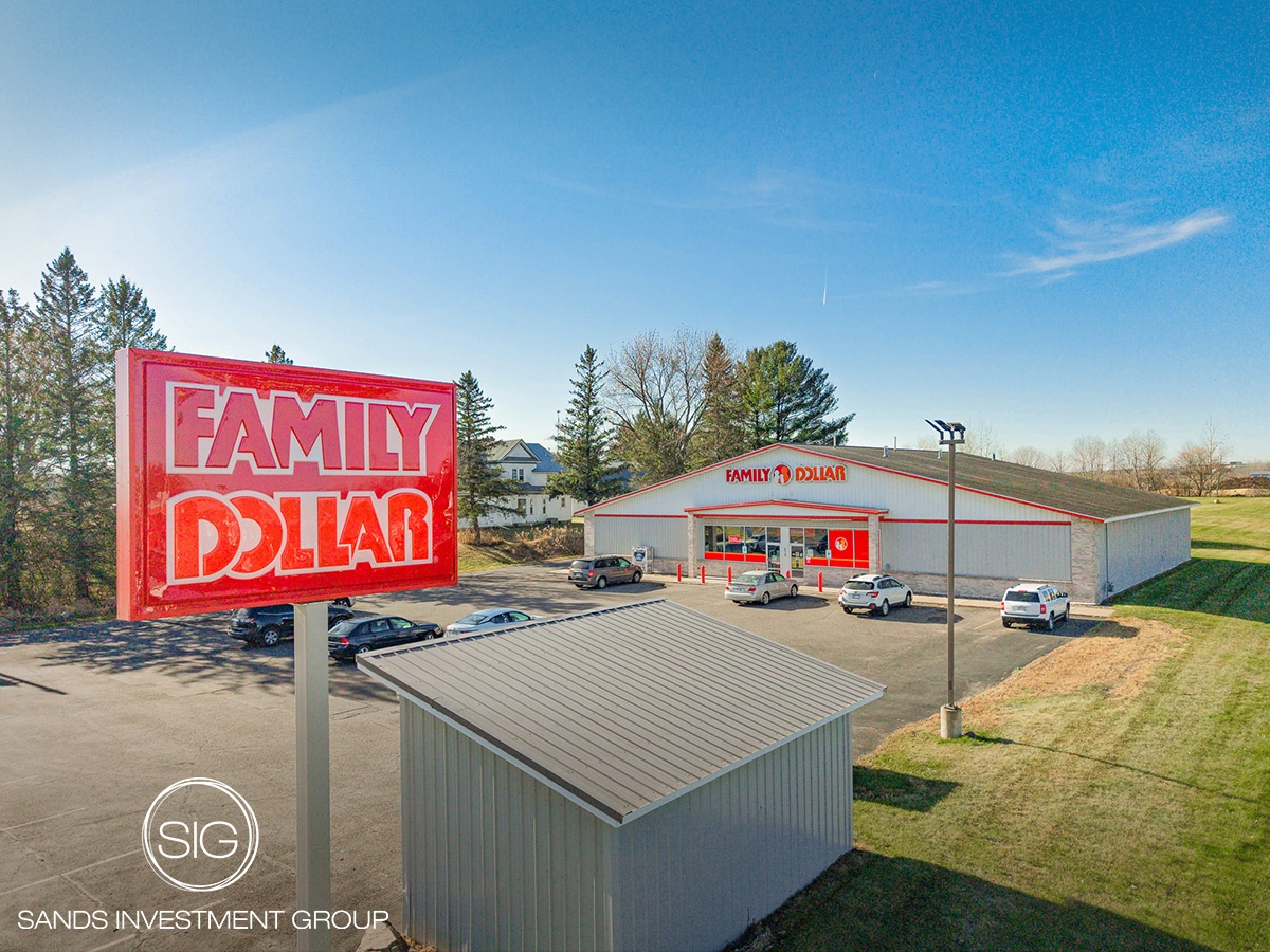 618 S Broadway St, Stanley, WI for Sale