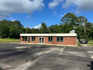 Bayou La Batre, AL Restaurant - 12953 N Wintzell Ave