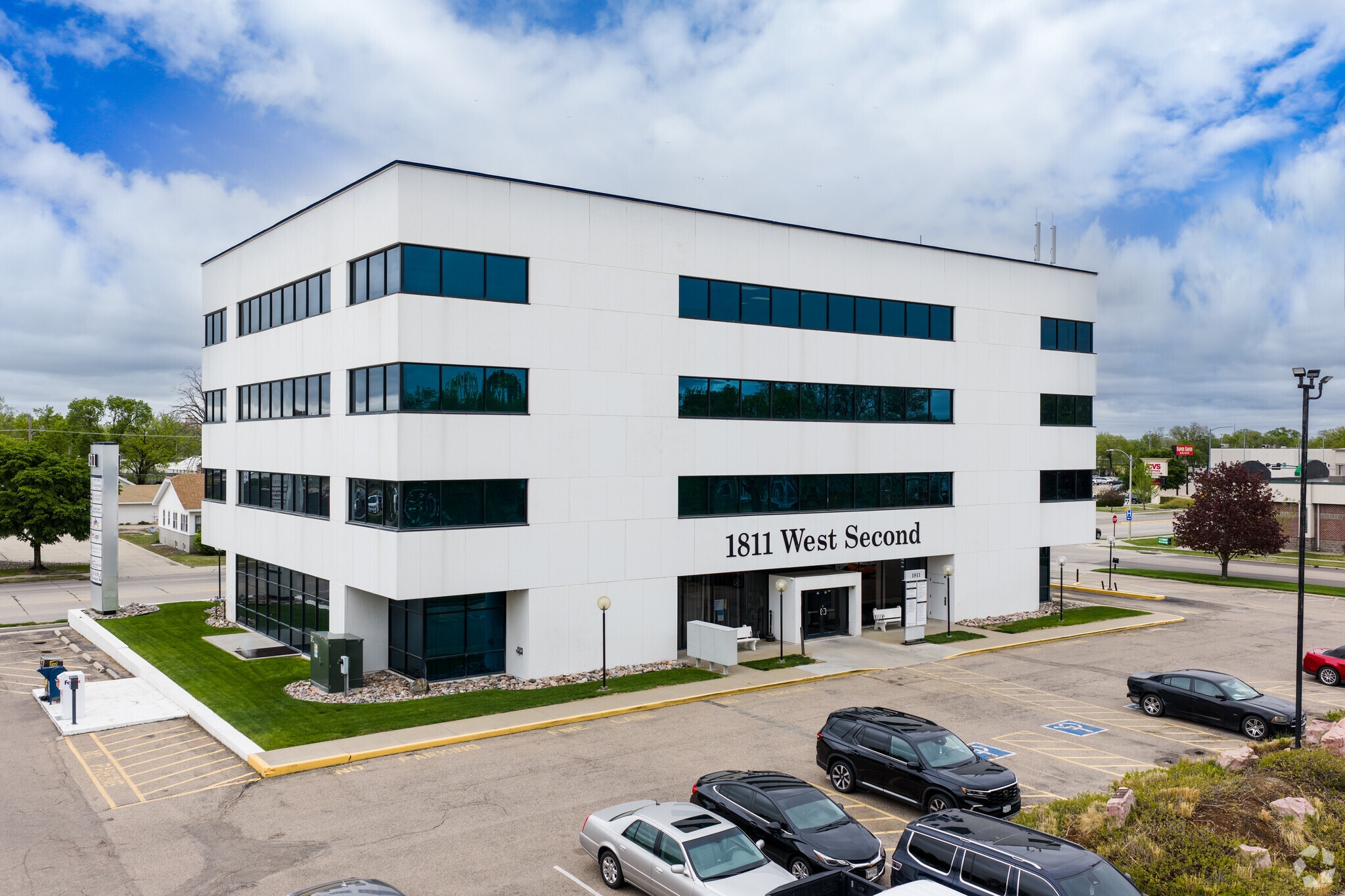 1811 W 2nd St, Grand Island, NE for Rent