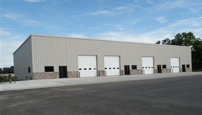 2301 Manufacturing Dr, Clinton, IA for Sale