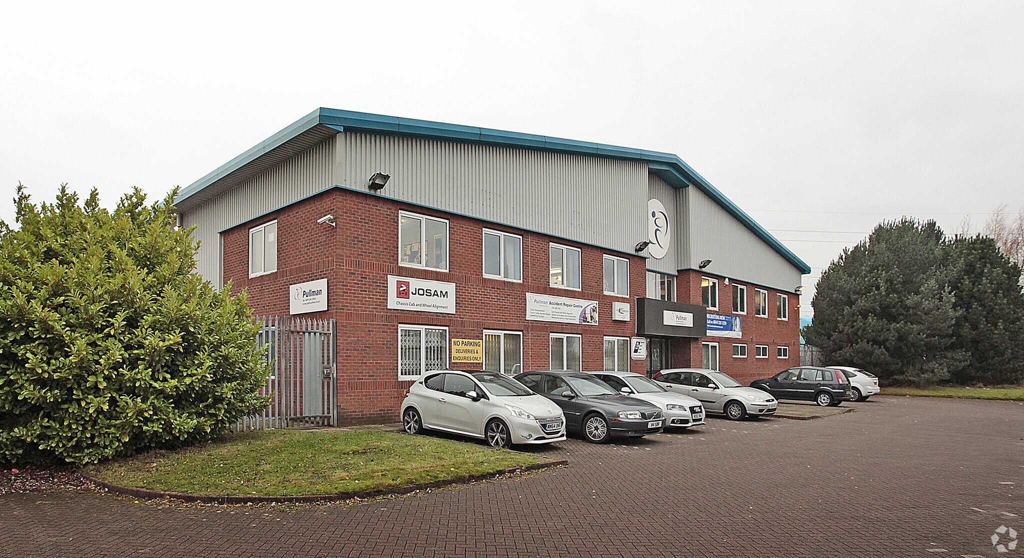 Broadgate, Oldham, GTM for Rent