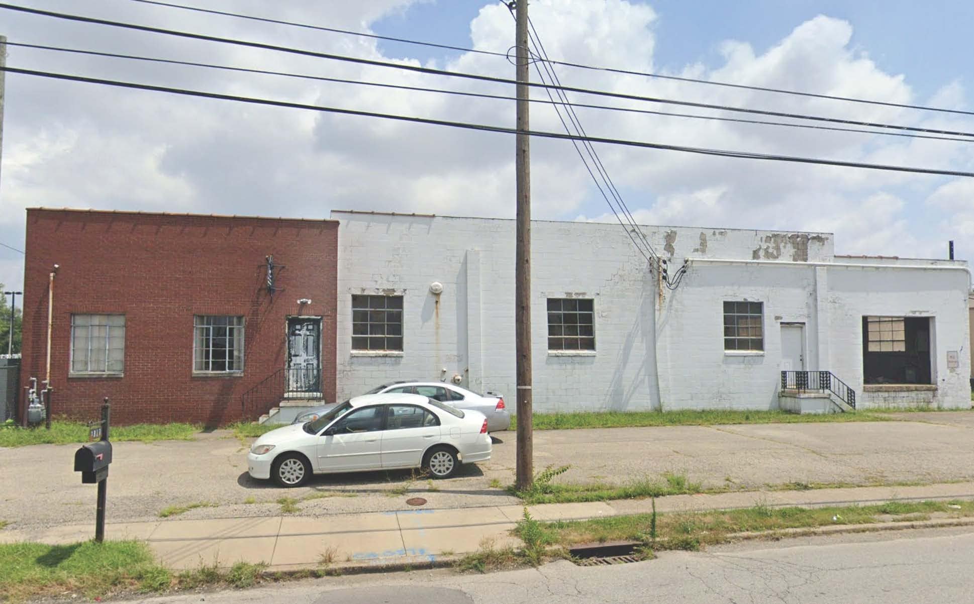 2927 S Floyd St, Louisville, KY for Sale