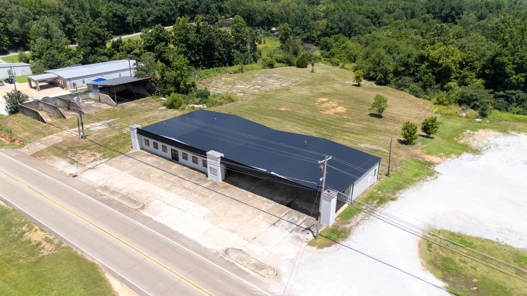 4432 N Gloster St, Tupelo, MS for Sale