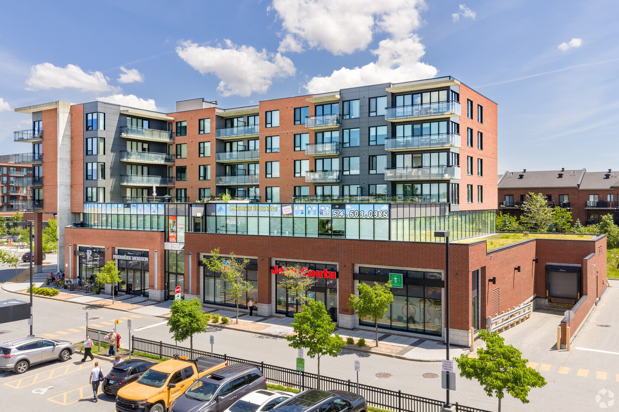 5550-5580 Henri-Bourassa Boul O, Montréal, QC for Rent