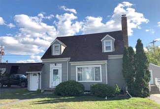 Keego Harbor, MI Apartments - 2961 Prynne St