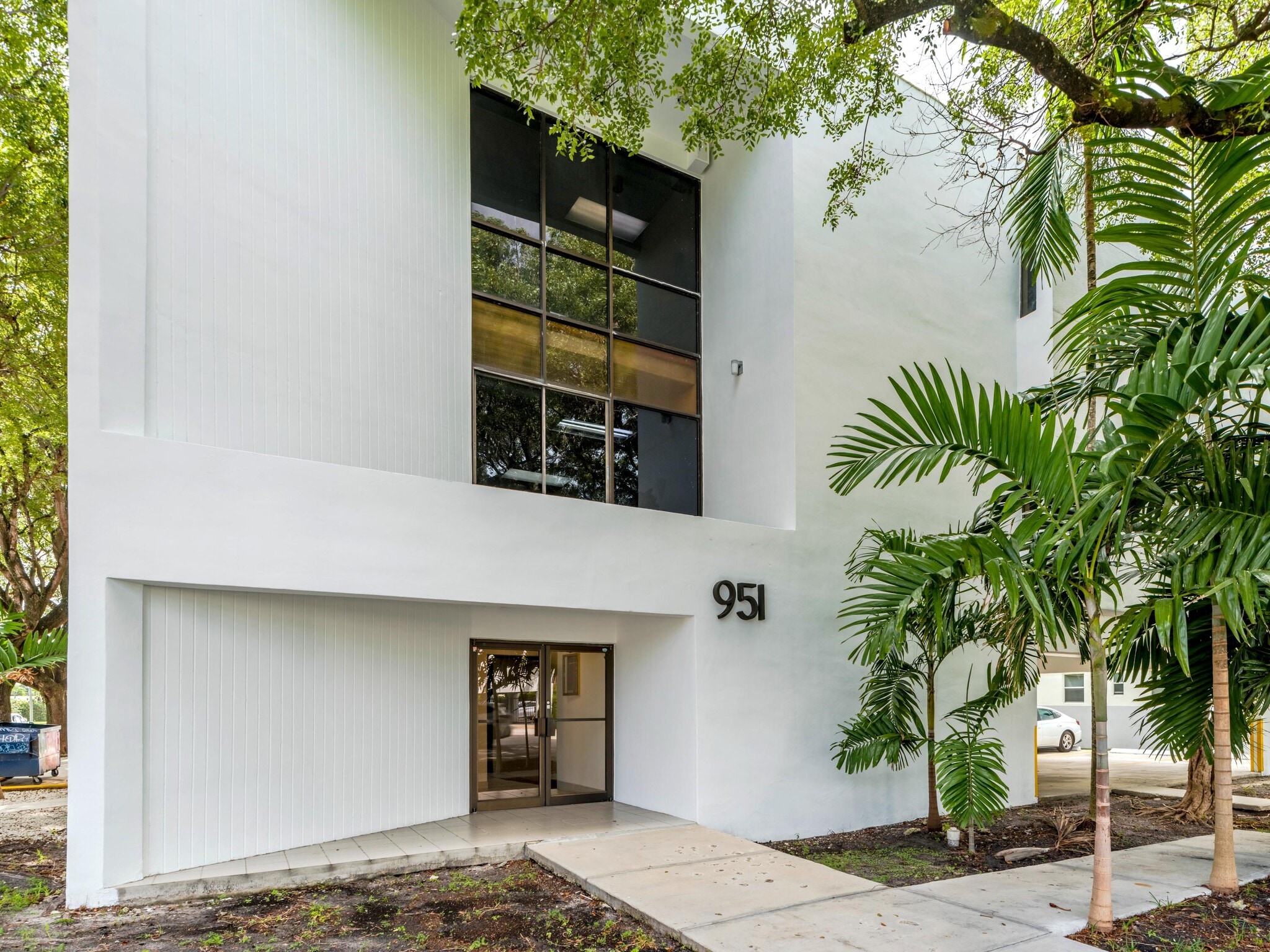 951 S Le Jeune Rd, Coral Gables, FL for Rent