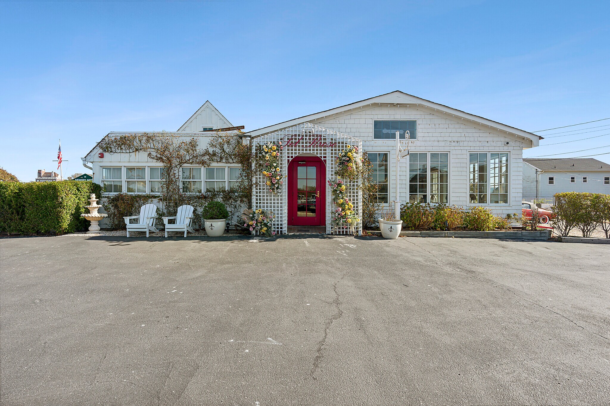 4 S Elmwood Ave, Montauk, NY for Sale