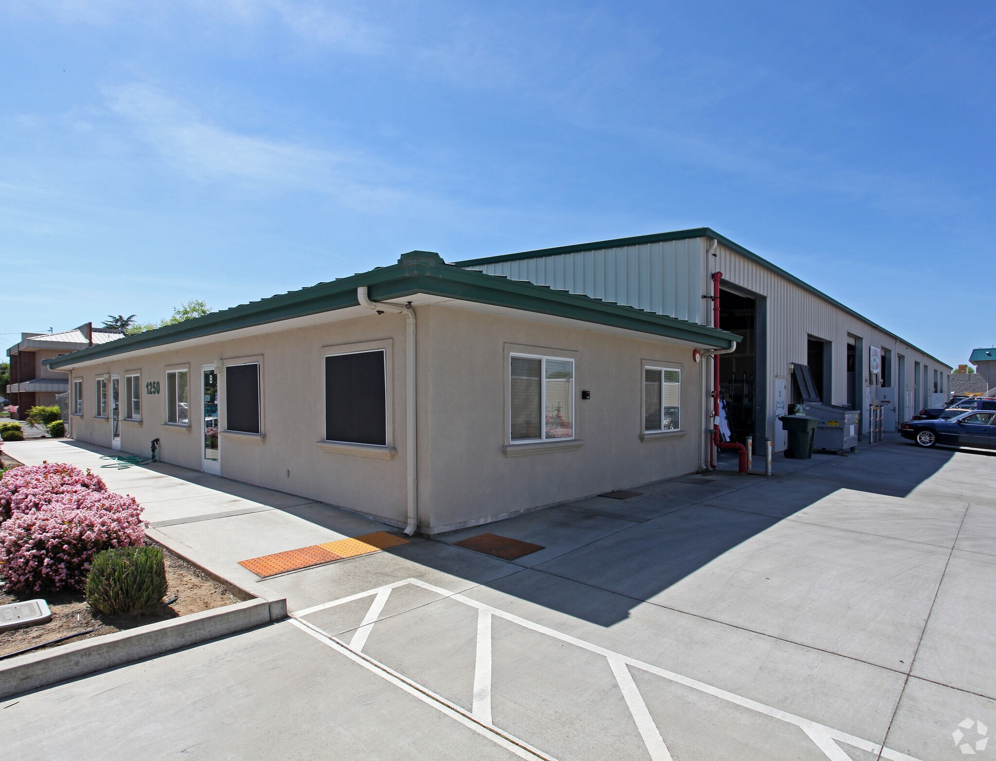 1250 Market St Yuba City, CA 95991 Industrial Property for Sale on