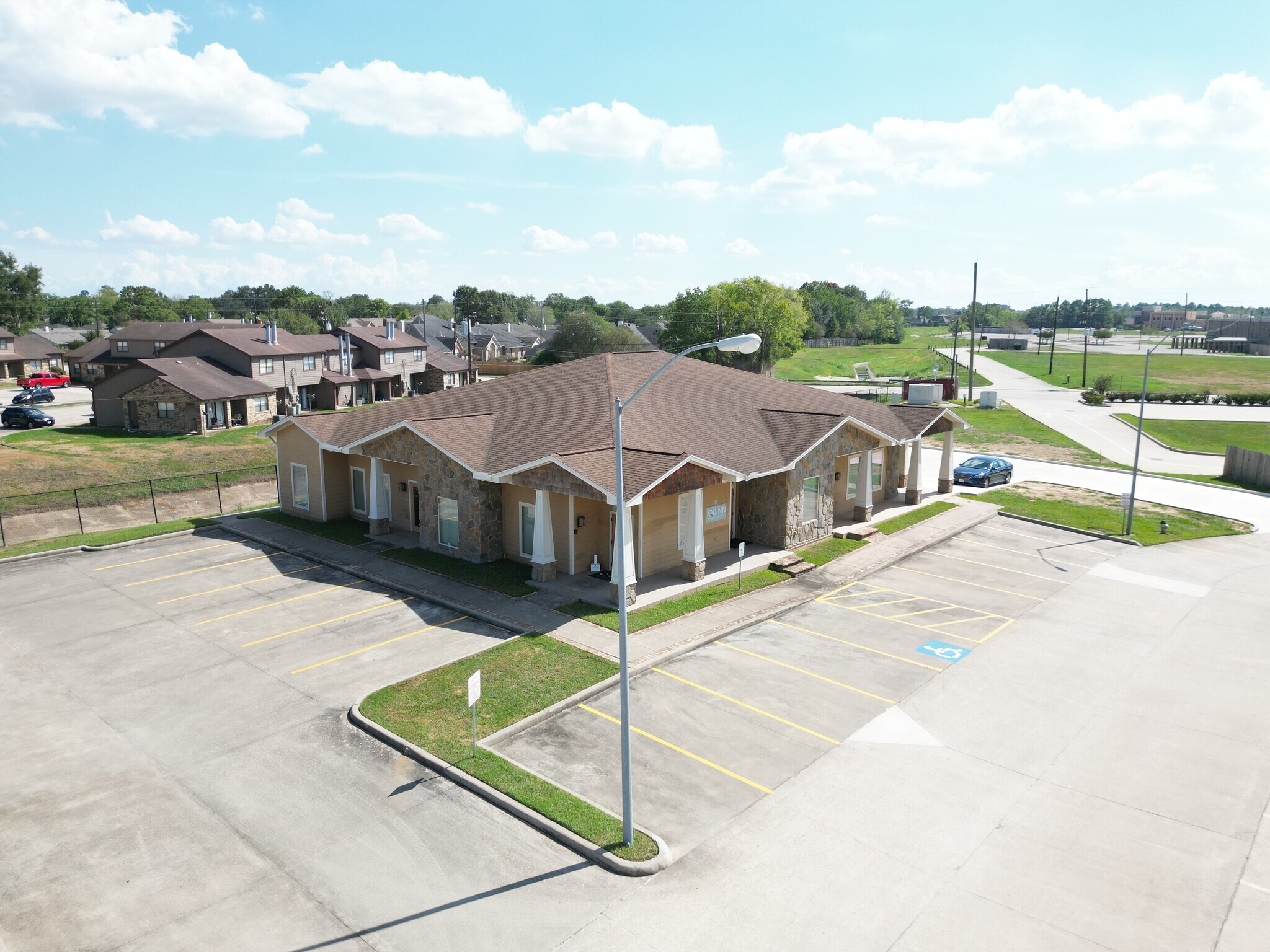 4 Bayoubrandt Dr, Beaumont, TX for Sale