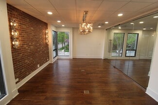 Hinsdale, IL Office/Medical - 710 N York Rd Hinsdale, IL Office/Medical - 710 N York Rd