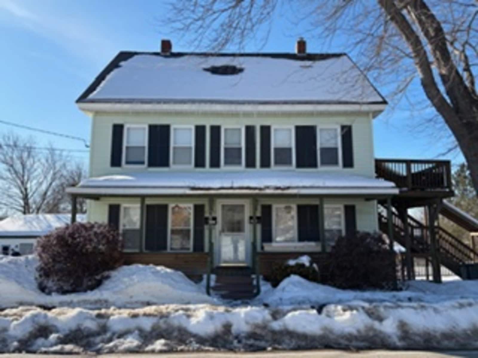 14 High St, Pembroke, NH for Sale