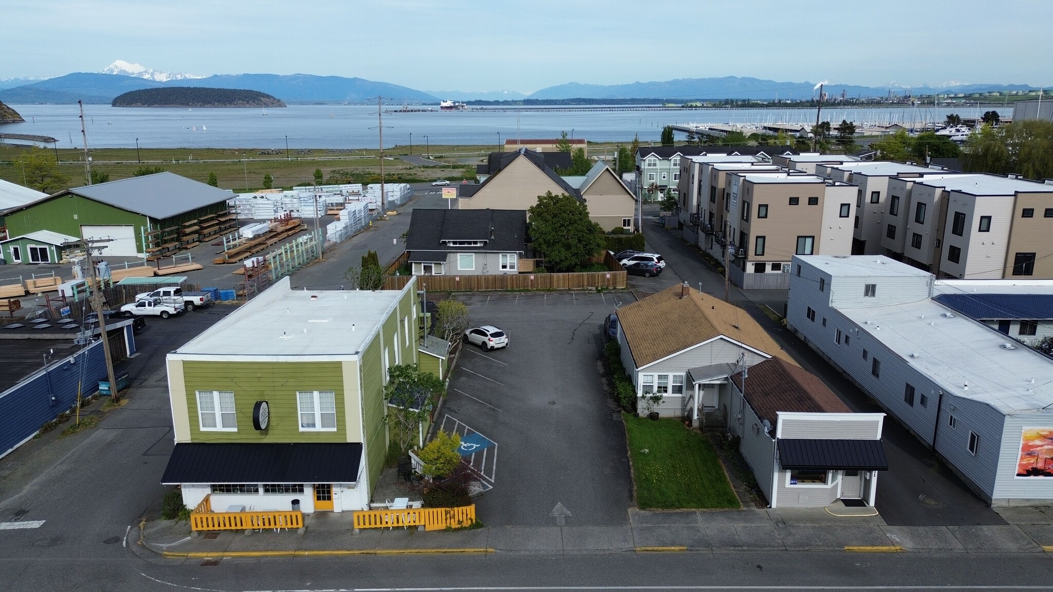 2001 Commercial Ave, Anacortes, WA for Sale
