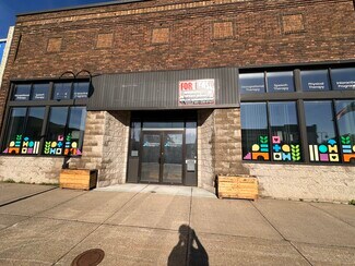 New Richmond, WI Office/Retail - 127 S Knowles Ave