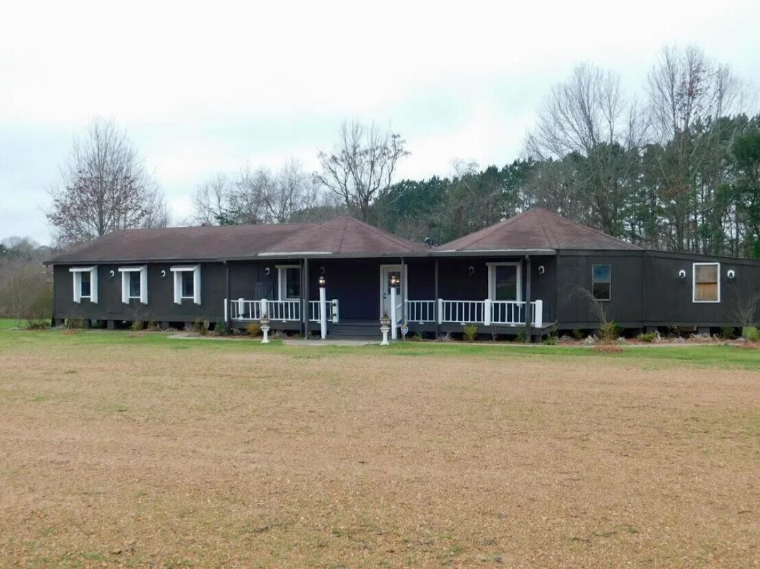 1500 61 S Woodville, MS 39669 Specialty Property for Sale on