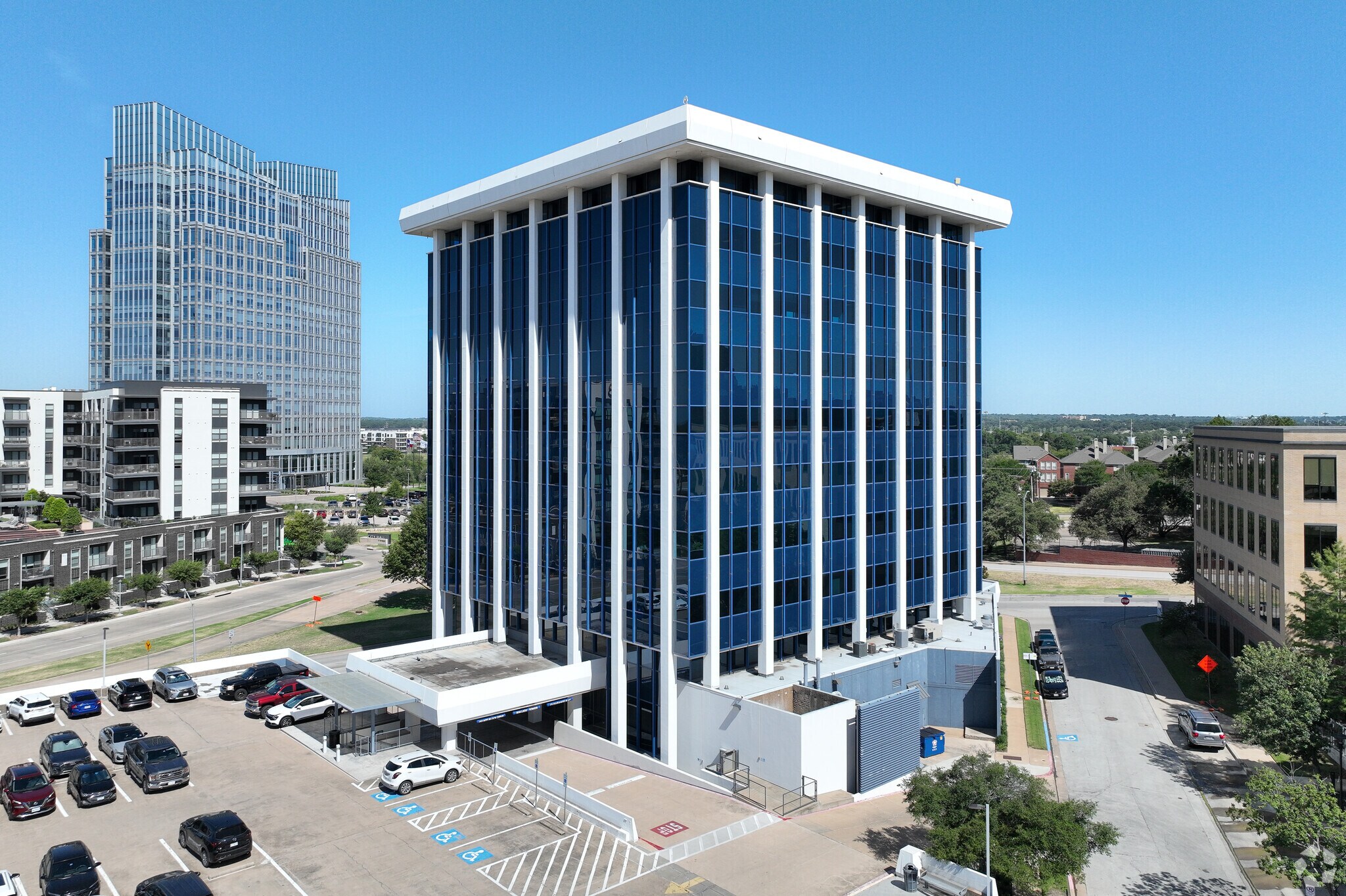 101 Summit Ave, Fort Worth, TX for Rent
