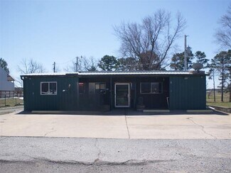 Kansas, OK Warehouse - 1011 E Tulsa Ave