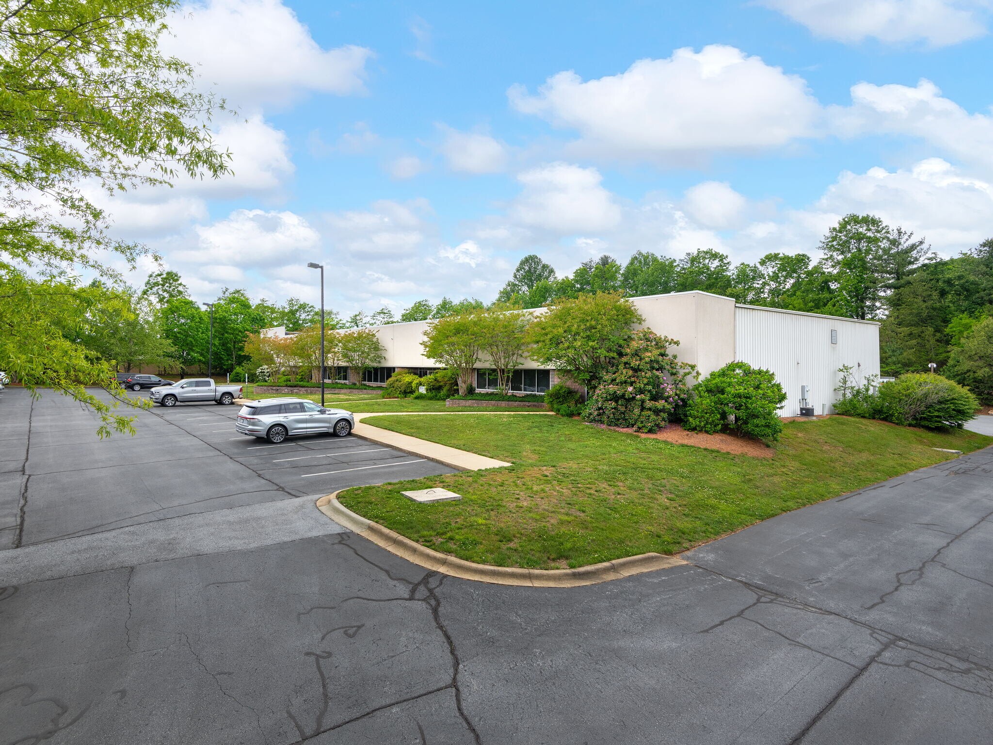189 Continuum Dr, Fletcher, NC for Rent