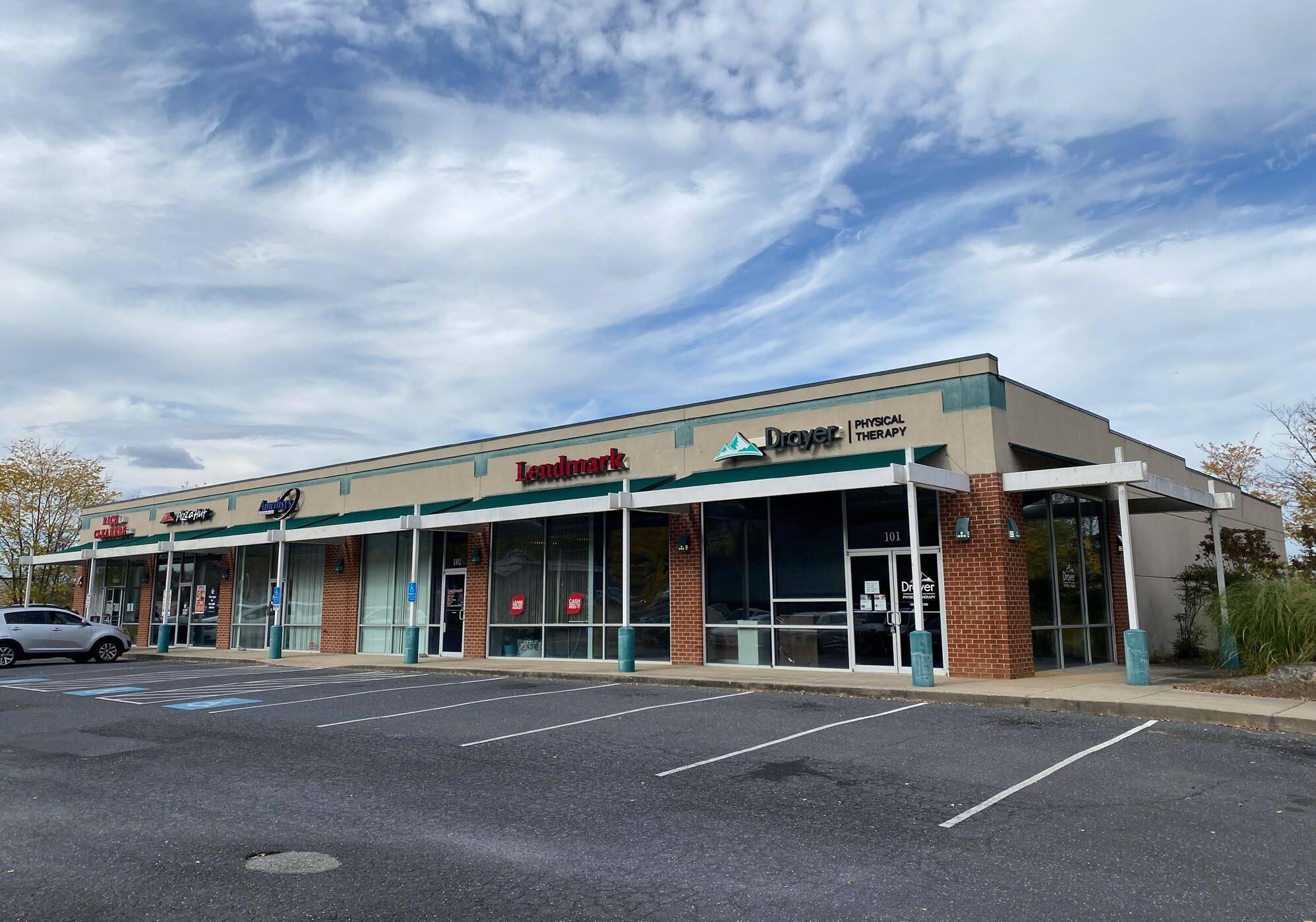 729 Richmond Ave, Staunton, VA for Rent
