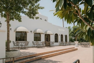 San Antonio, TX Retail - 2121 N Saint Marys St