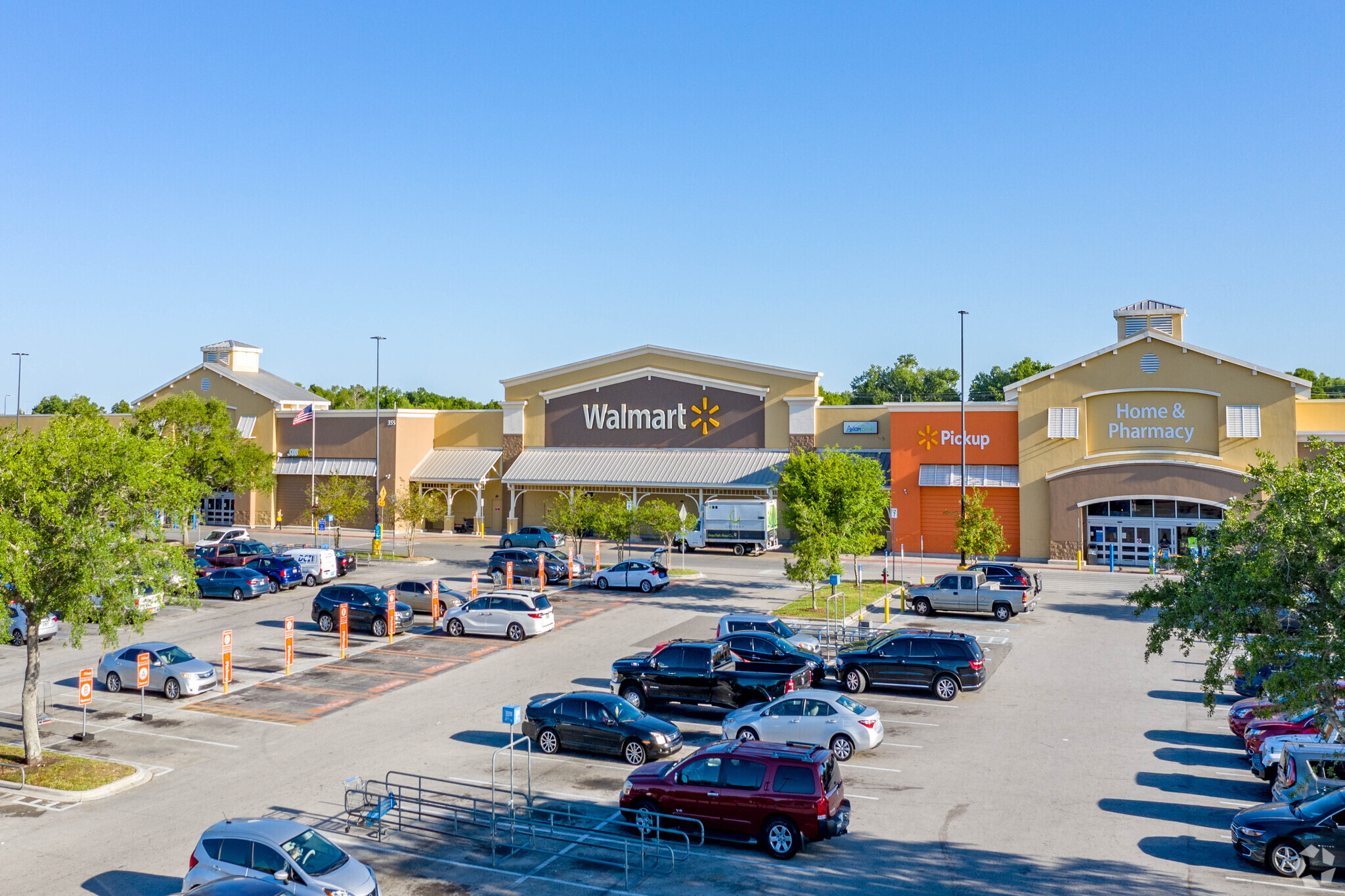 303-399 Cypress Gardens Blvd, Winter Haven, FL for Rent