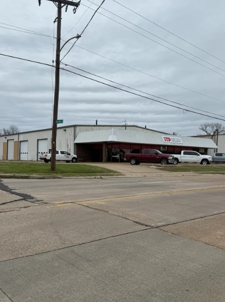 1060 Grimmett Dr, Shreveport, LA for Sale