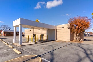 Richmond, VA Bank - 1101 E Azalea Ave