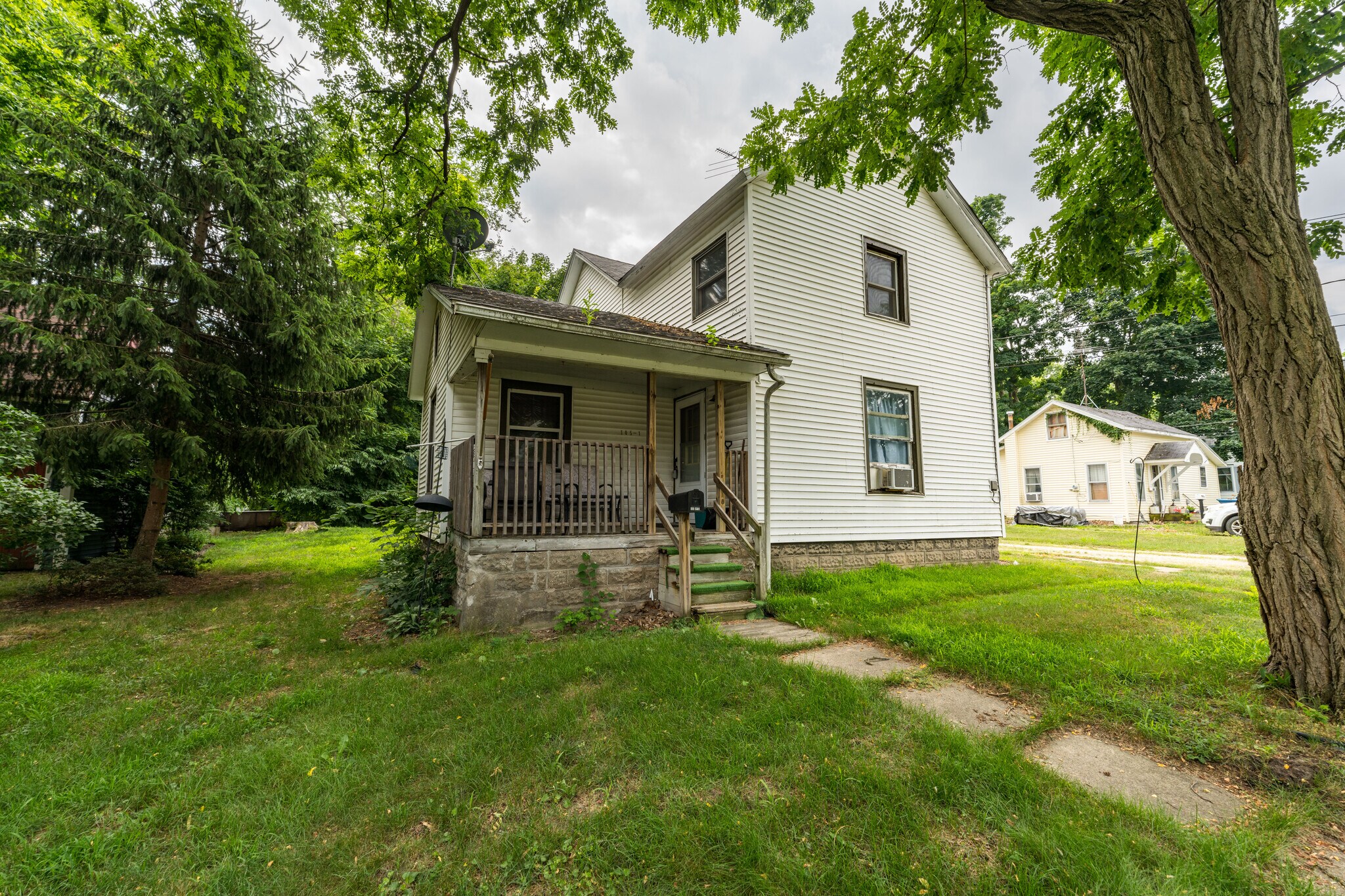 105 Pine St, Decatur, MI for Sale