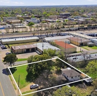 Irving, TX Commercial - 307 N Britain Rd