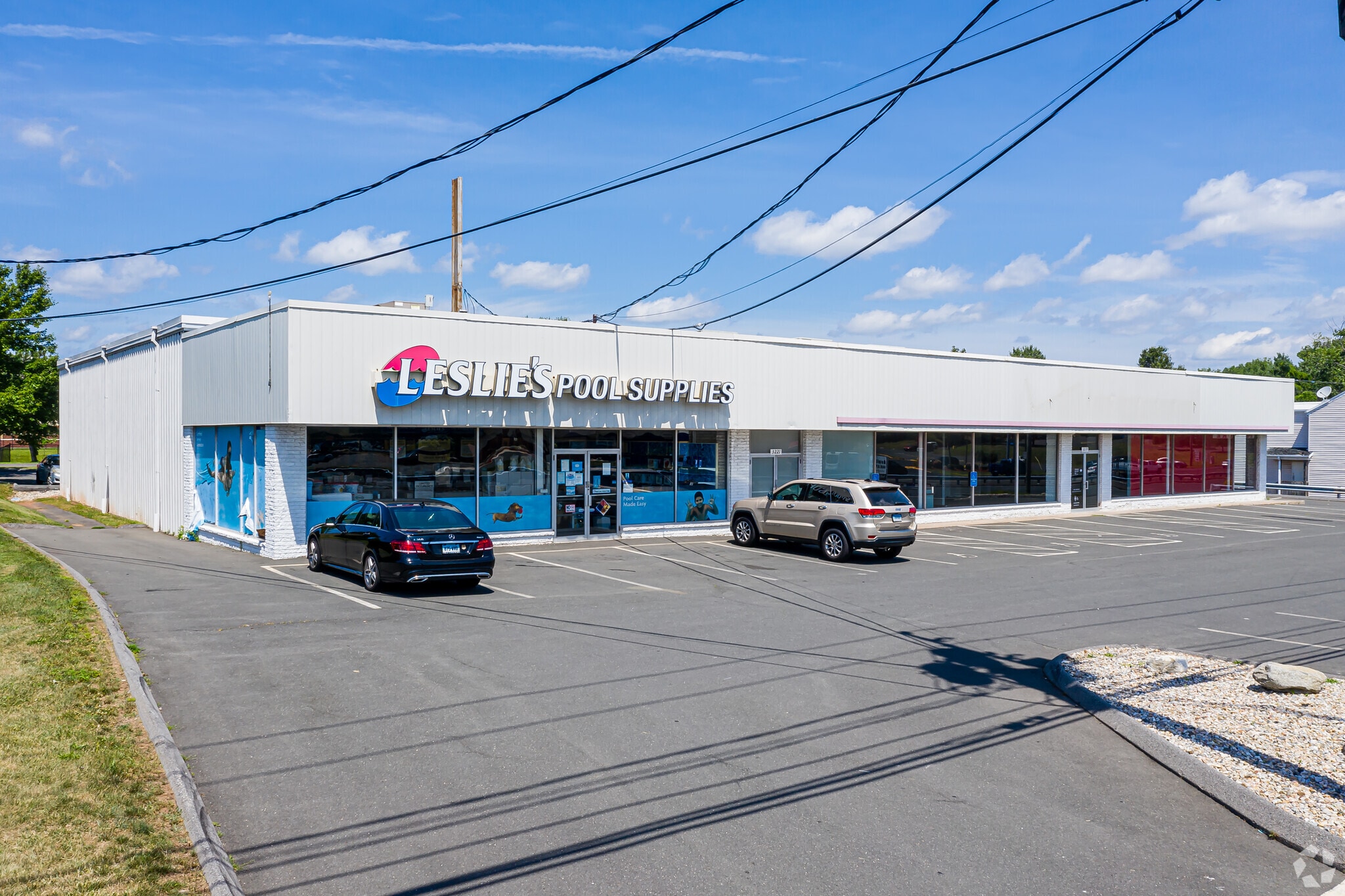 3219-3221 Berlin Tpke, Newington, CT for Rent