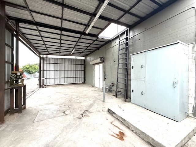 8470 S Central Ave, Los Angeles, CA for Sale