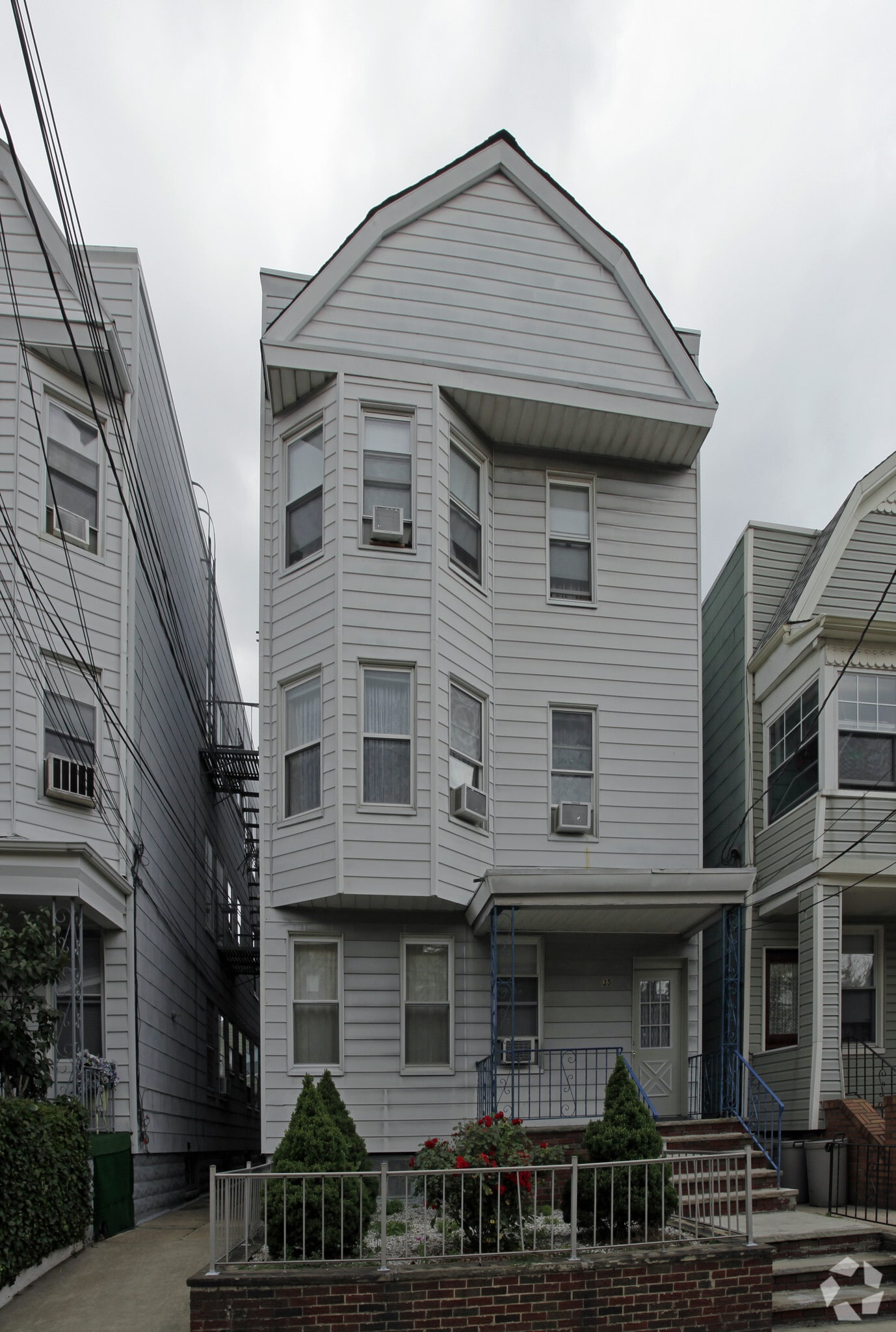 35 E 26th St, Bayonne, NJ for Sale