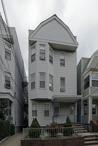 Bayonne, NJ Apartments - 35 E 26th St Bayonne, NJ Apartments - 35 E 26th St