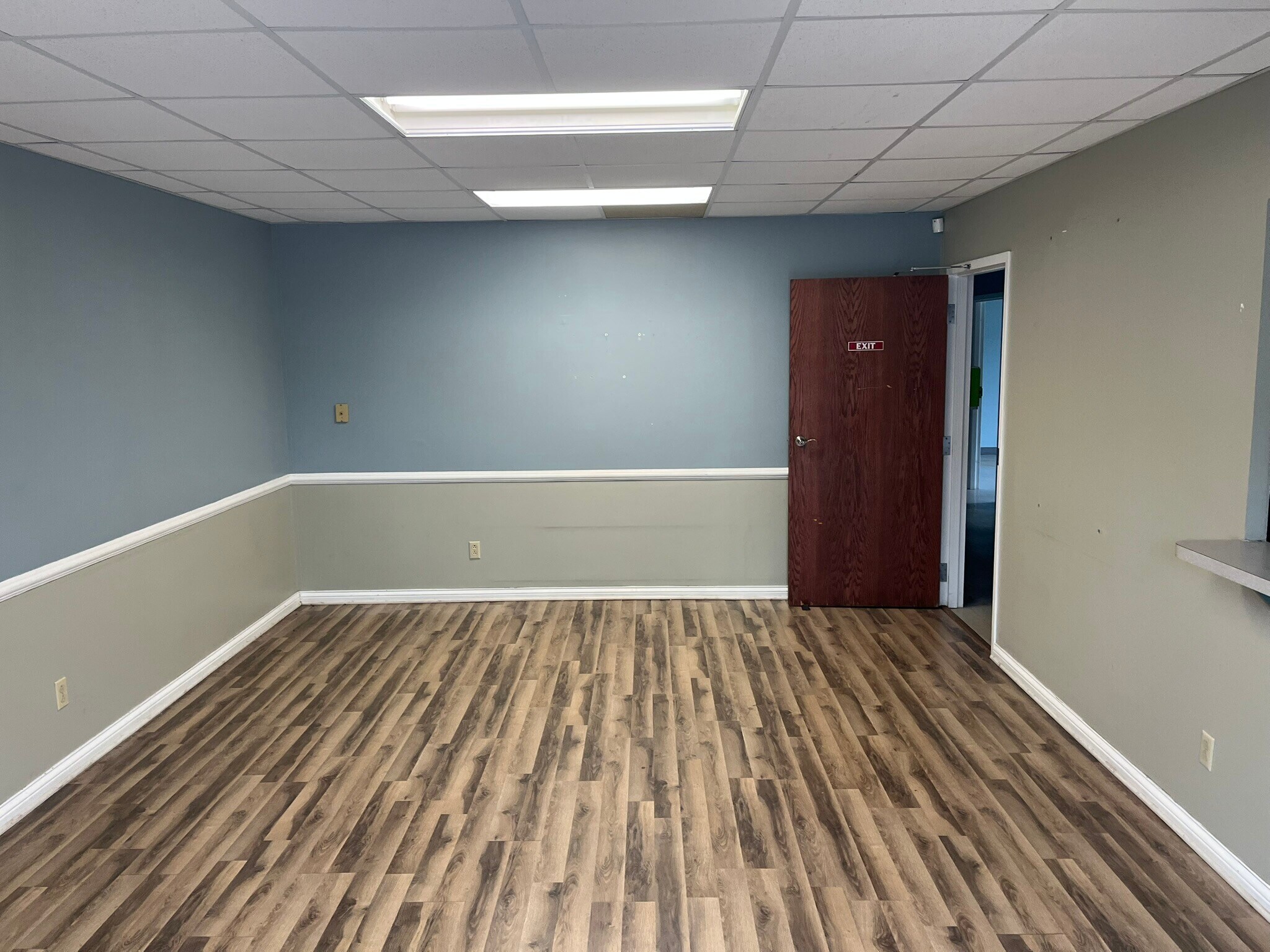 2818 Grant Line Rd, New Albany, IN for Rent