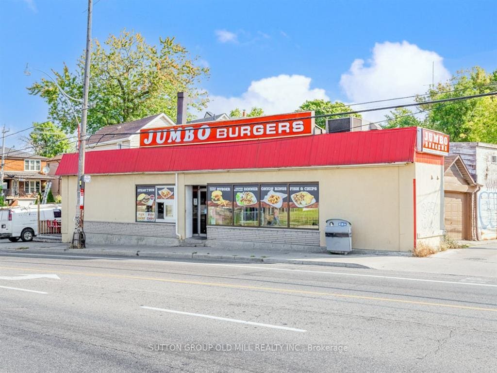685 Runnymede Rd, Toronto, ON for Sale