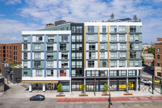 Chicago, IL Retail - 1122 W Chicago Ave