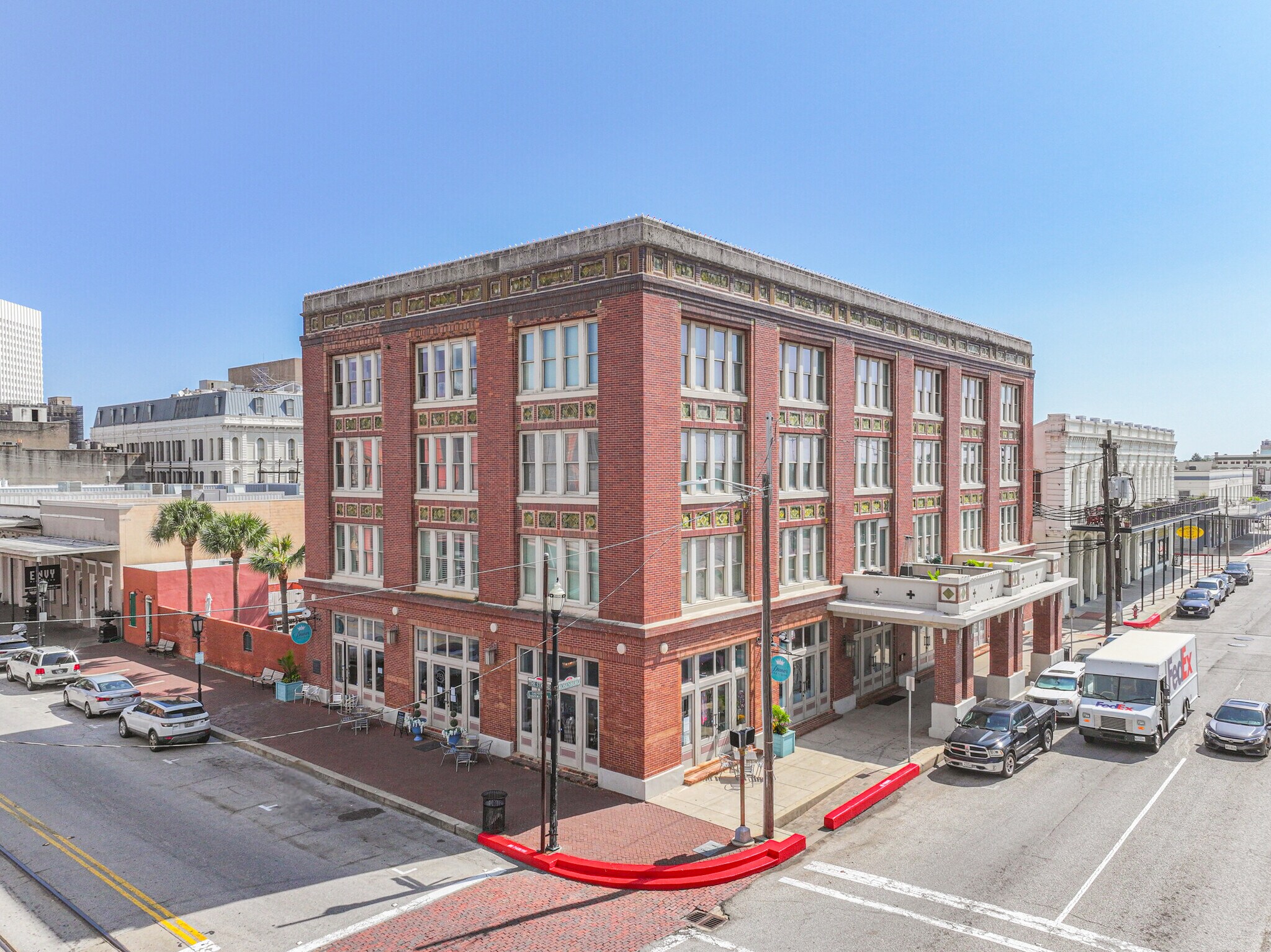 2425 Strand St, Galveston, TX for Sale