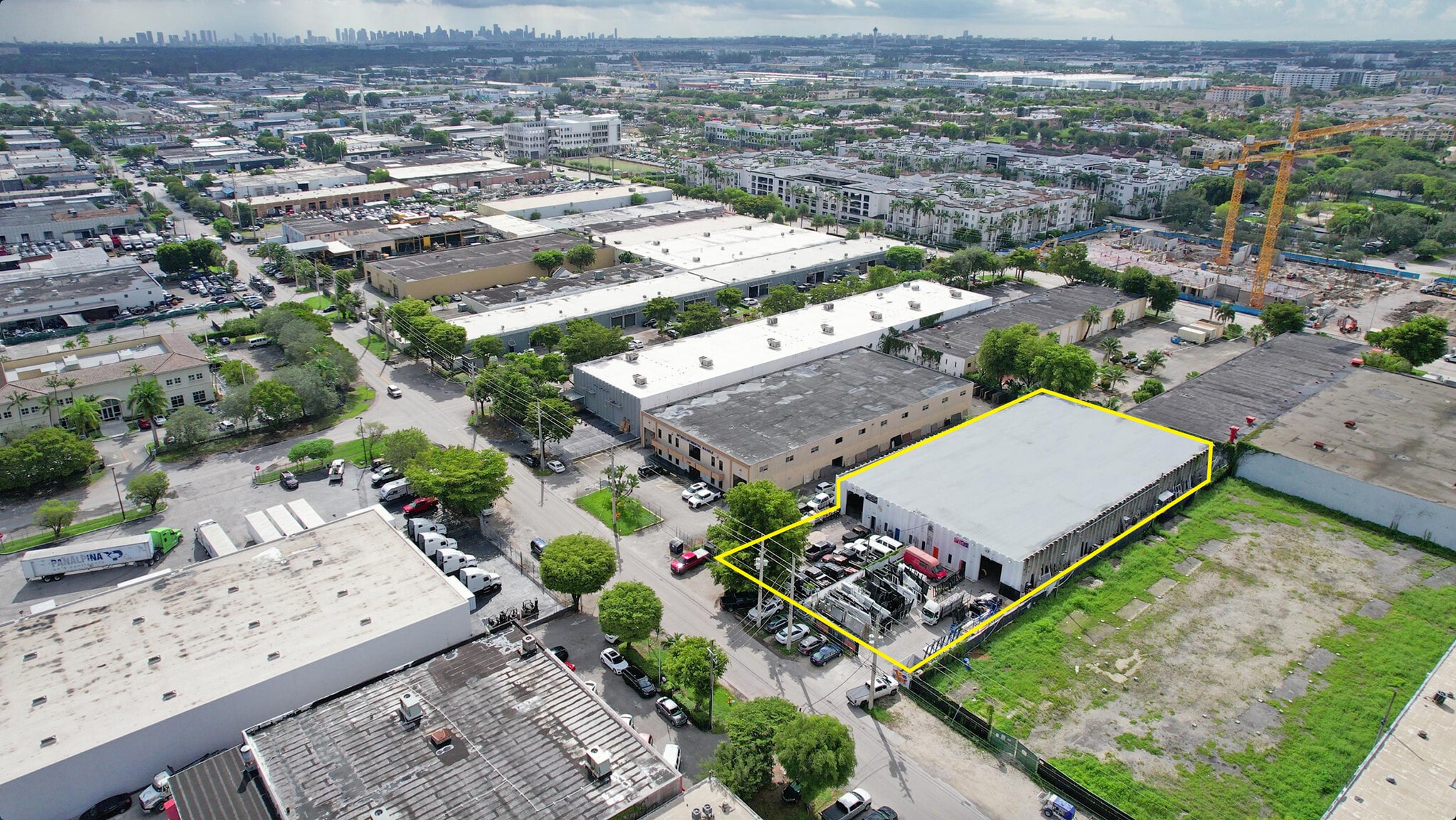 8230 NW 56th St, Doral, FL for Sale