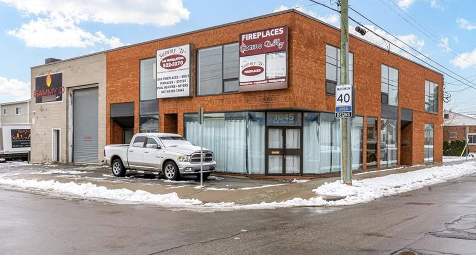 1645 Main St E, Hamilton, ON for Sale