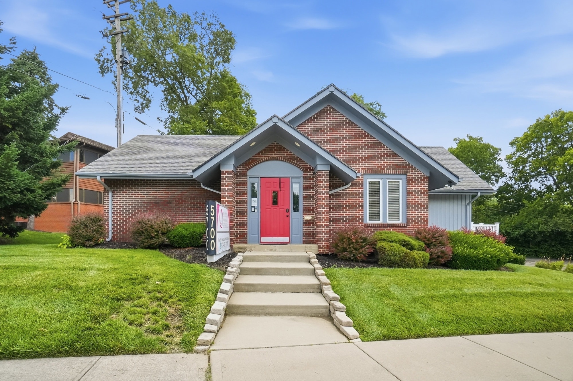5700 Far Hills Ave, Dayton, OH for Rent