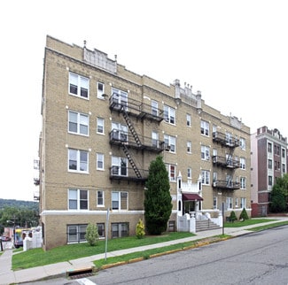 Orange, NJ Apartments - 671 Lincoln Ave