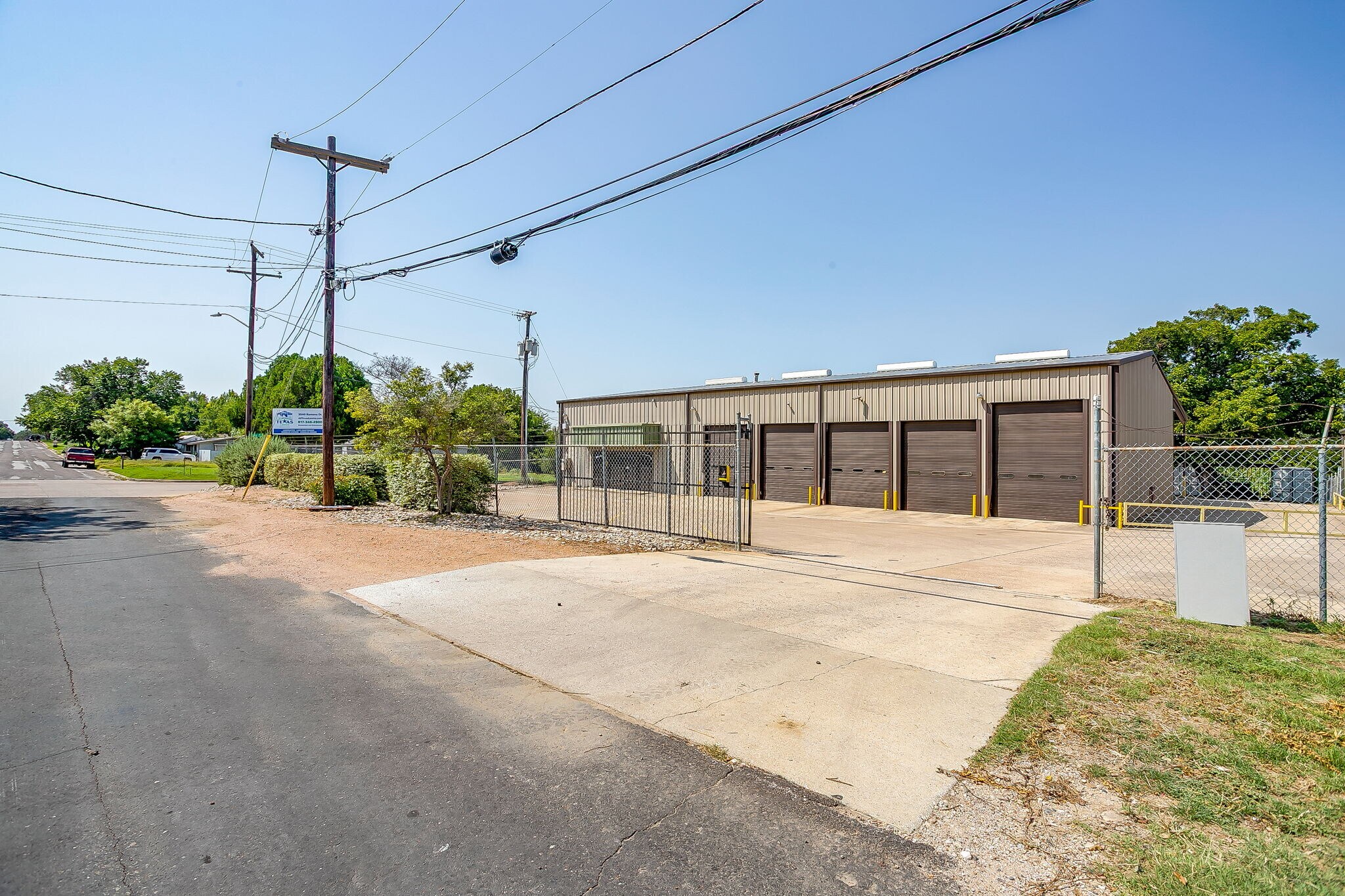 3040 Ramona Dr, Fort Worth, TX for Rent