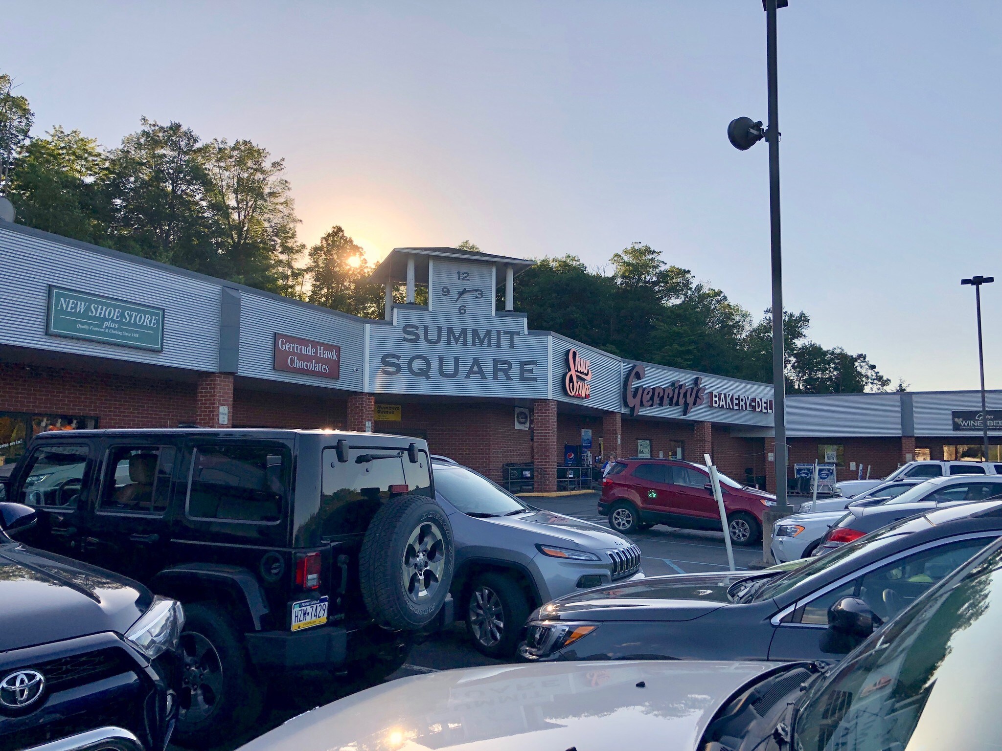 100 Old Lackawanna Trl Clarks Summit Pa 18411 Retail Property For Lease On Showcase Com