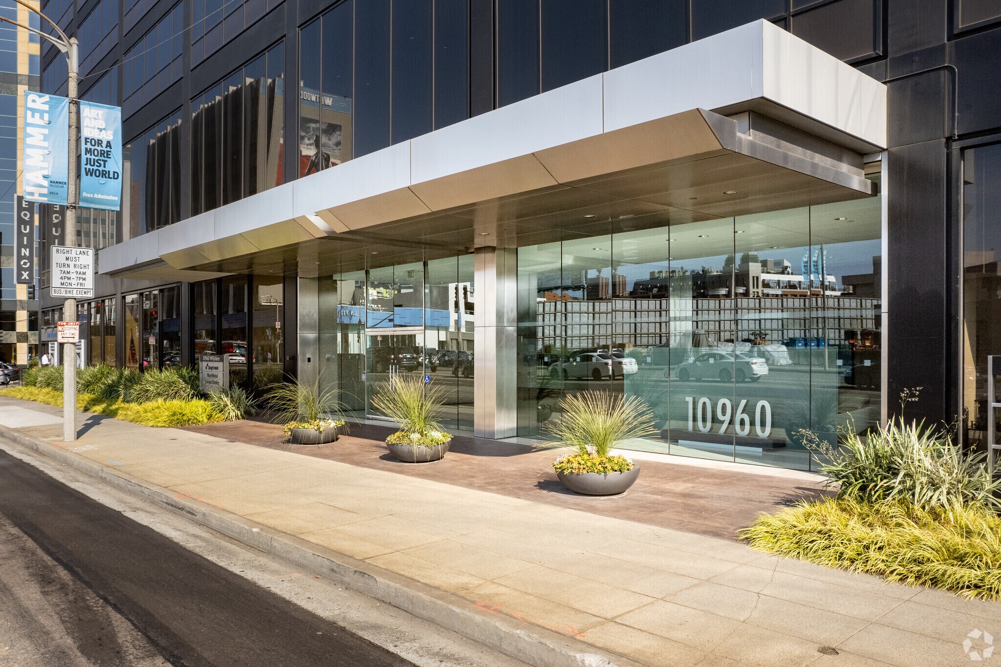 10960 Wilshire Blvd Los Angeles, CA 90024 - Office Property for Lease - 10960 Wilshire Blvd Los Angeles Ca 90024