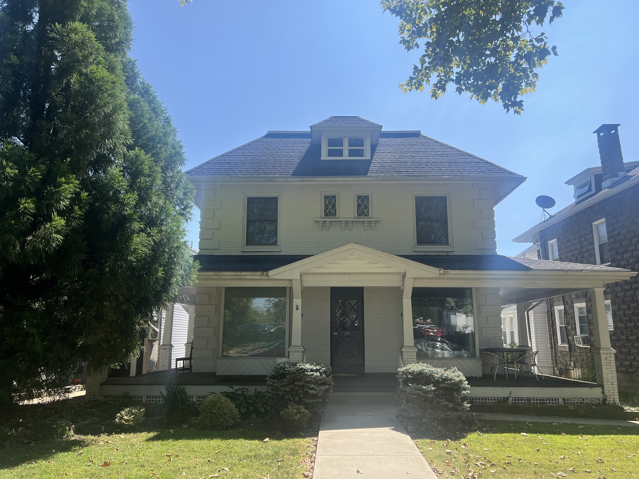 908 Penn Ave, Wyomissing, PA for Rent