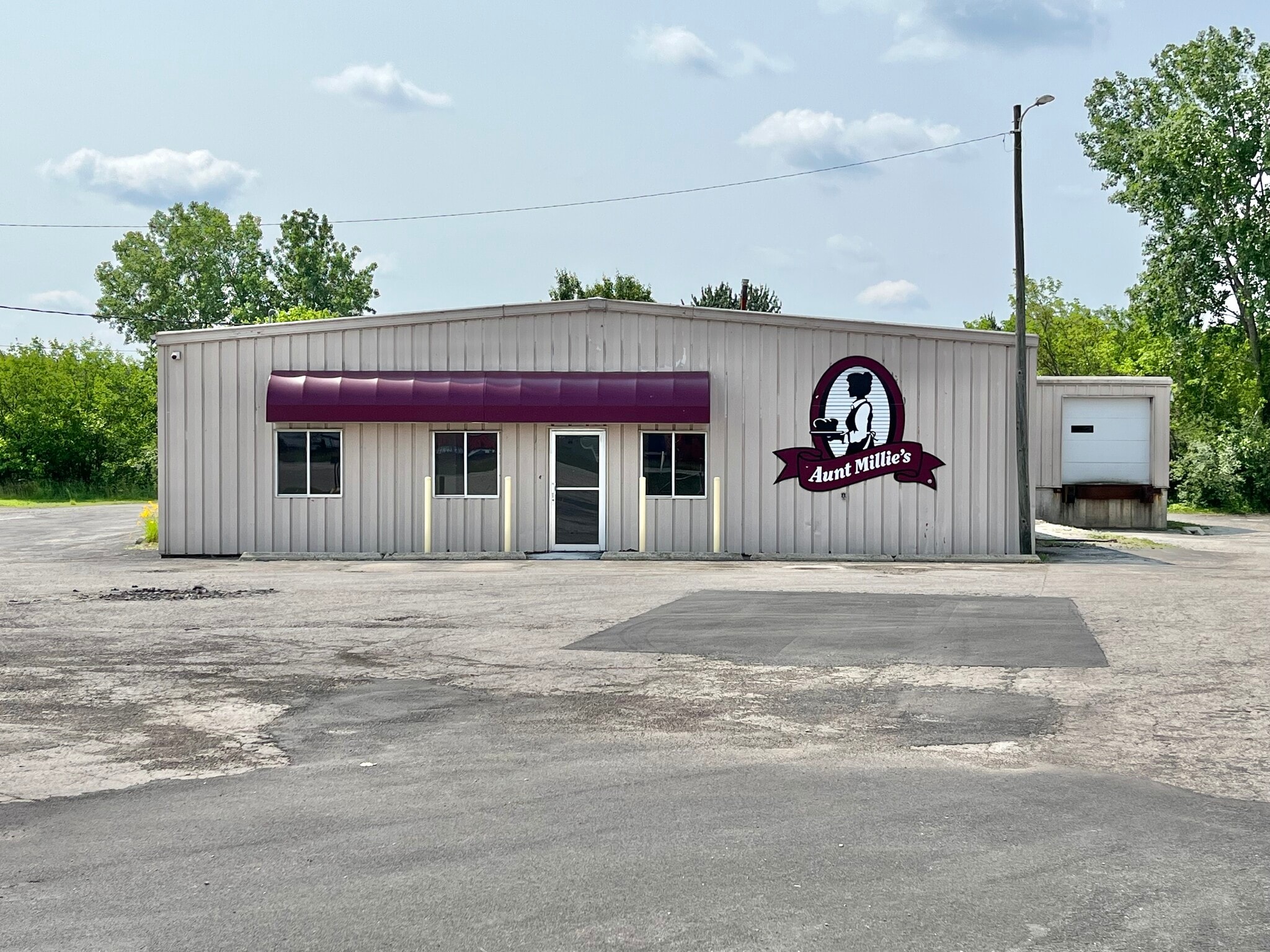 2557 E US Highway 30, Warsaw, IN for Rent