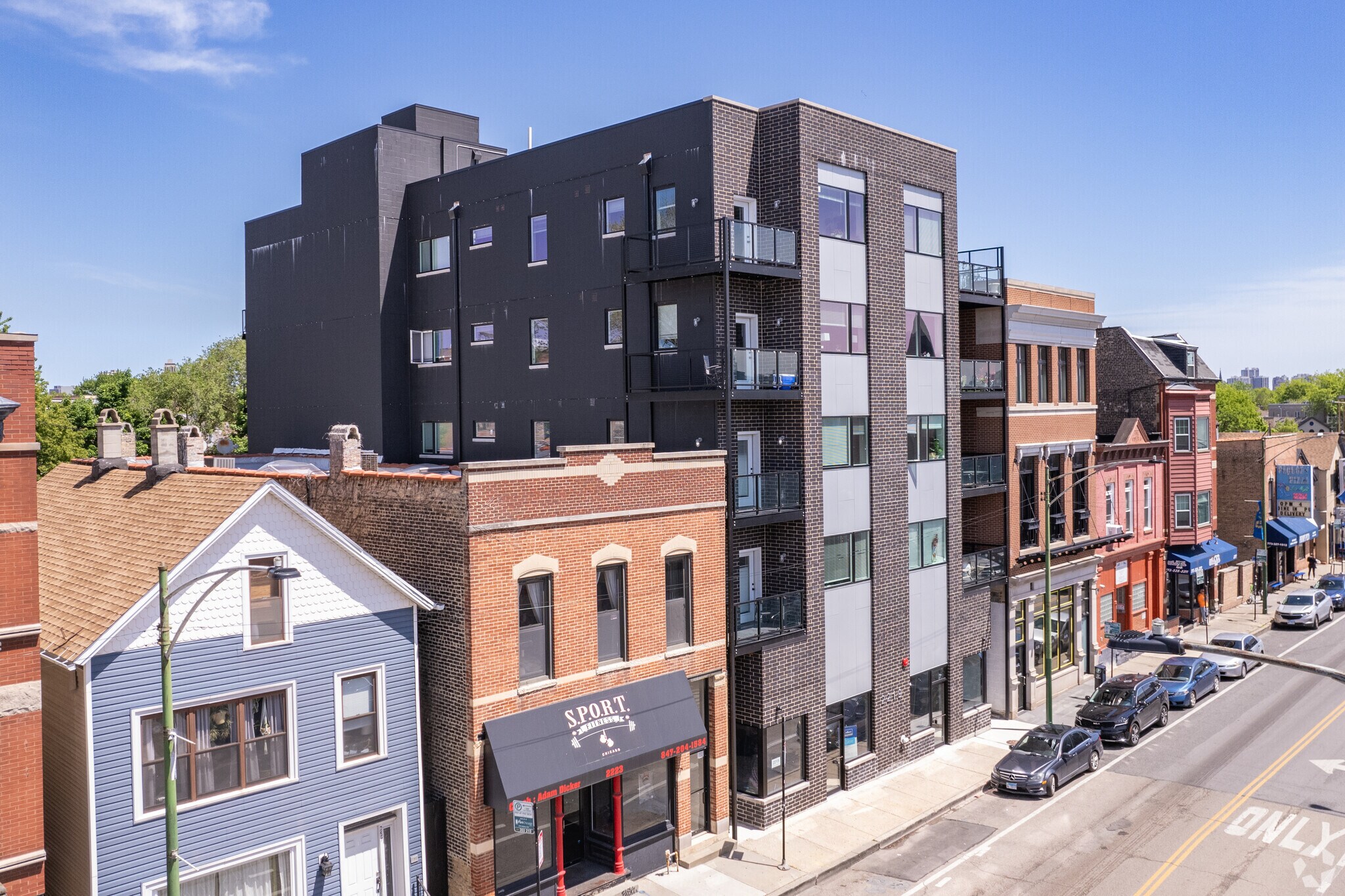 2219-2221 N Clybourn Ave, Chicago, IL for Rent