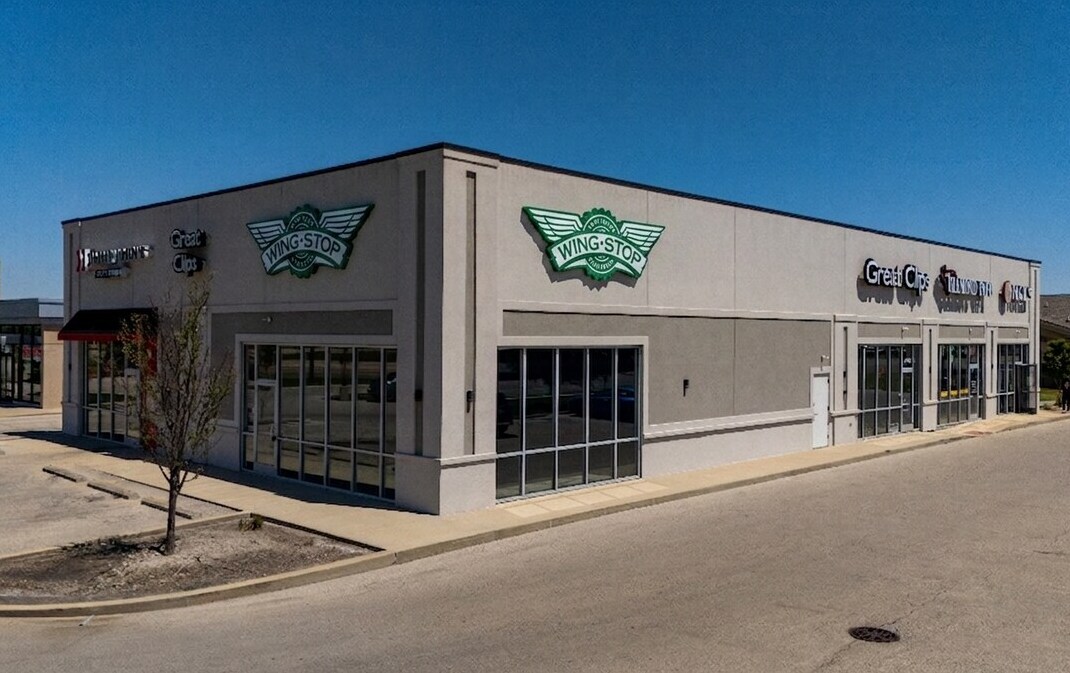2401 N Bloomington St, Streator, IL for Sale