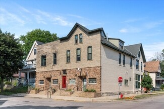 Milwaukee, WI Storefront Retail/Office - 2600-2604 N Booth St