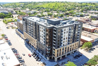 Rapid City, SD Retail - 525 E Saint Joseph St